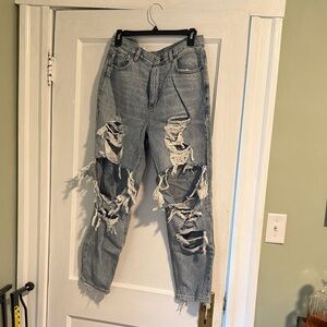 Ripped Mom Jeans in Light Blue